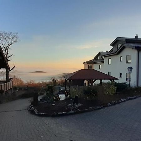Dannenfels Kastanienhof Apartment Hotel المظهر الخارجي الصورة